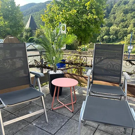 Uferzeit - Dein Ankerplatz An Der Mosel 펜션